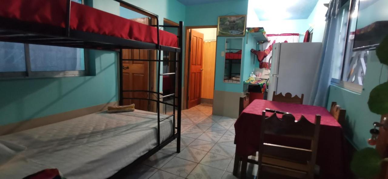 Cabinas Mitchaelle'S Puerto Viejo de Talamanca Exterior foto